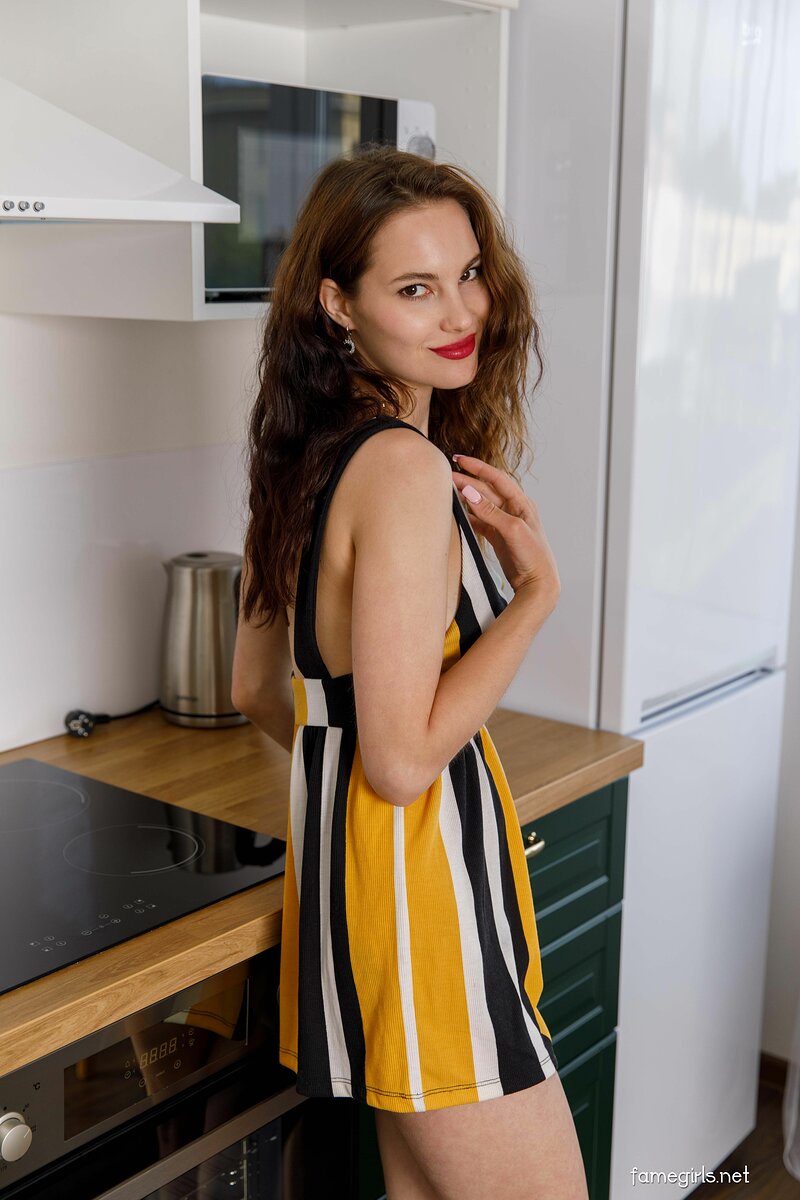 Нелинка, 19 лет, 0 размер груди